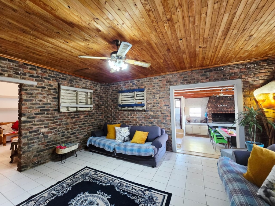 4 Bedroom Property for Sale in Blanco Western Cape